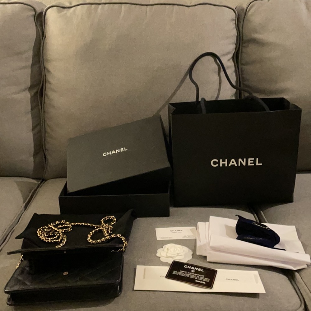 Chanel Wallet on Chain